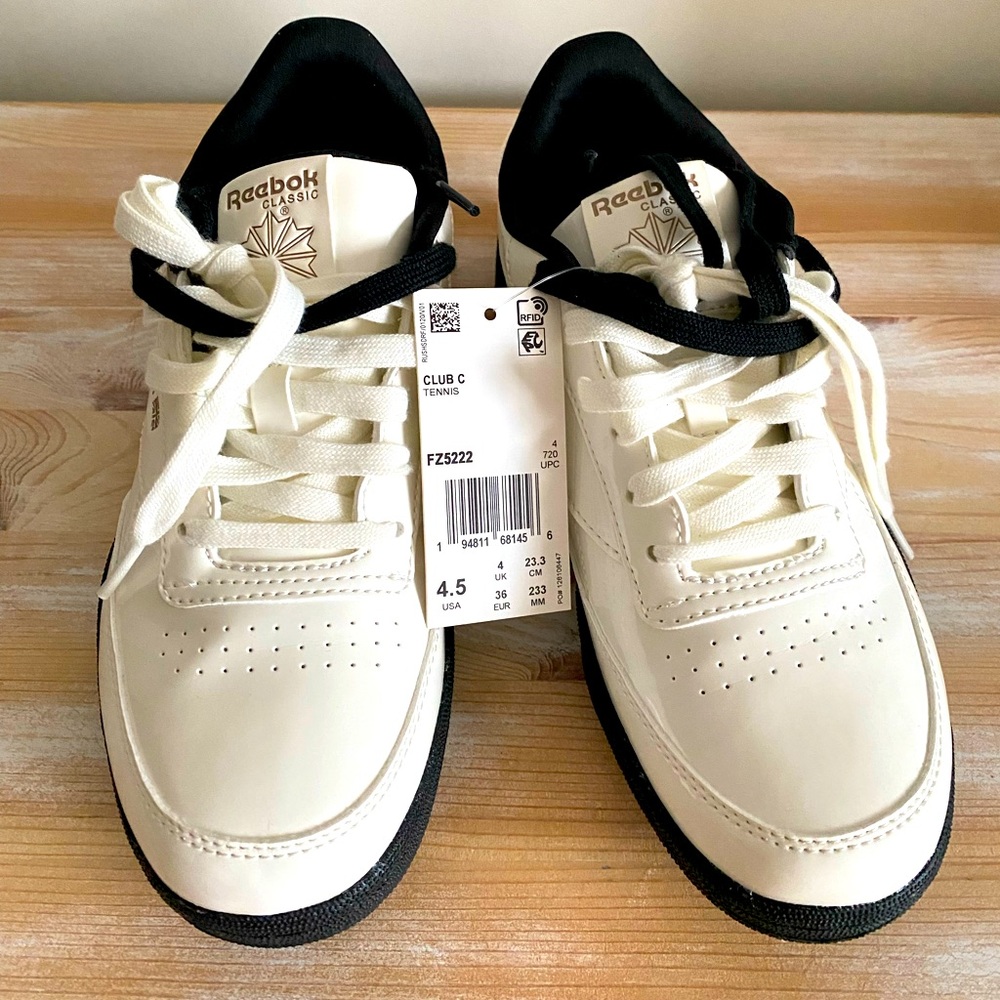 Reebok Reebok 'Club C' Tennis shoes Size Women's 6/6.5